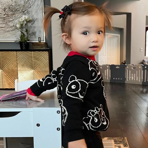 DemyLee x Gordon & Li Li Friendship Sweater - Picture 1 of 6